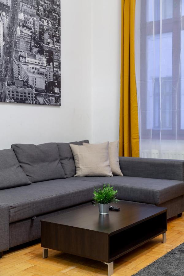 Dowtown Home In The Gozsdu Garden Budapeste Exterior foto